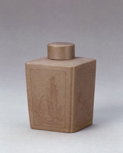Yixing Kiln Purple Clay Tea Can with Flowers, Bamboo and Stone Patterns, The Palace Museum