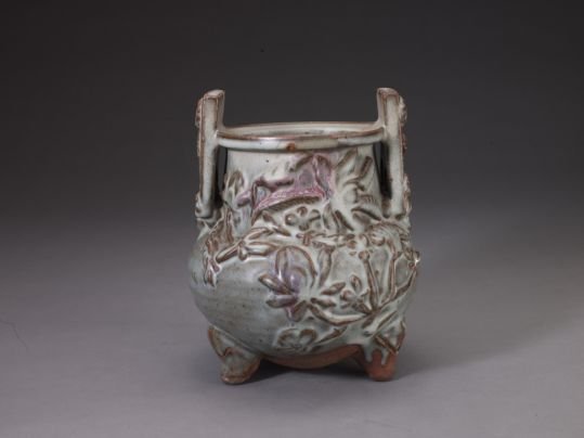 Jun kiln moon white glaze sculpture with lotus pattern double ears and three legs, The Palace Museum