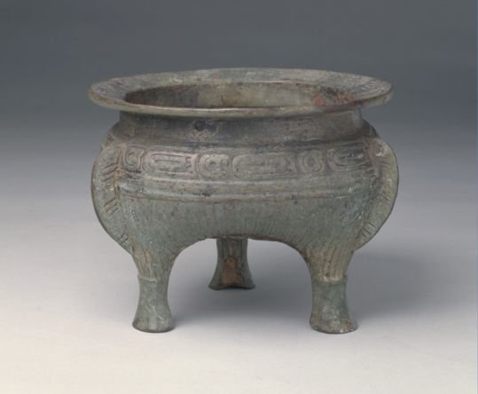 Bronze li tripod, The Palace Museum