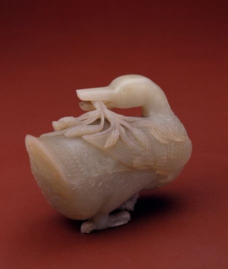 Sapphire looking back duck, The Palace Museum