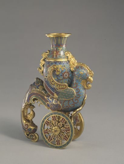Qianlong period cloisonné enamel chicken statue, The Palace Museum