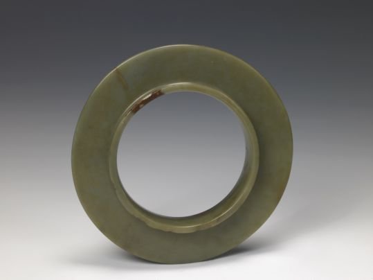 Jade ring, The Palace Museum