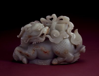 Sapphire unicorn spits out books, The Palace Museum