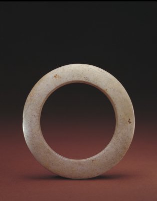 Jade ring, The Palace Museum
