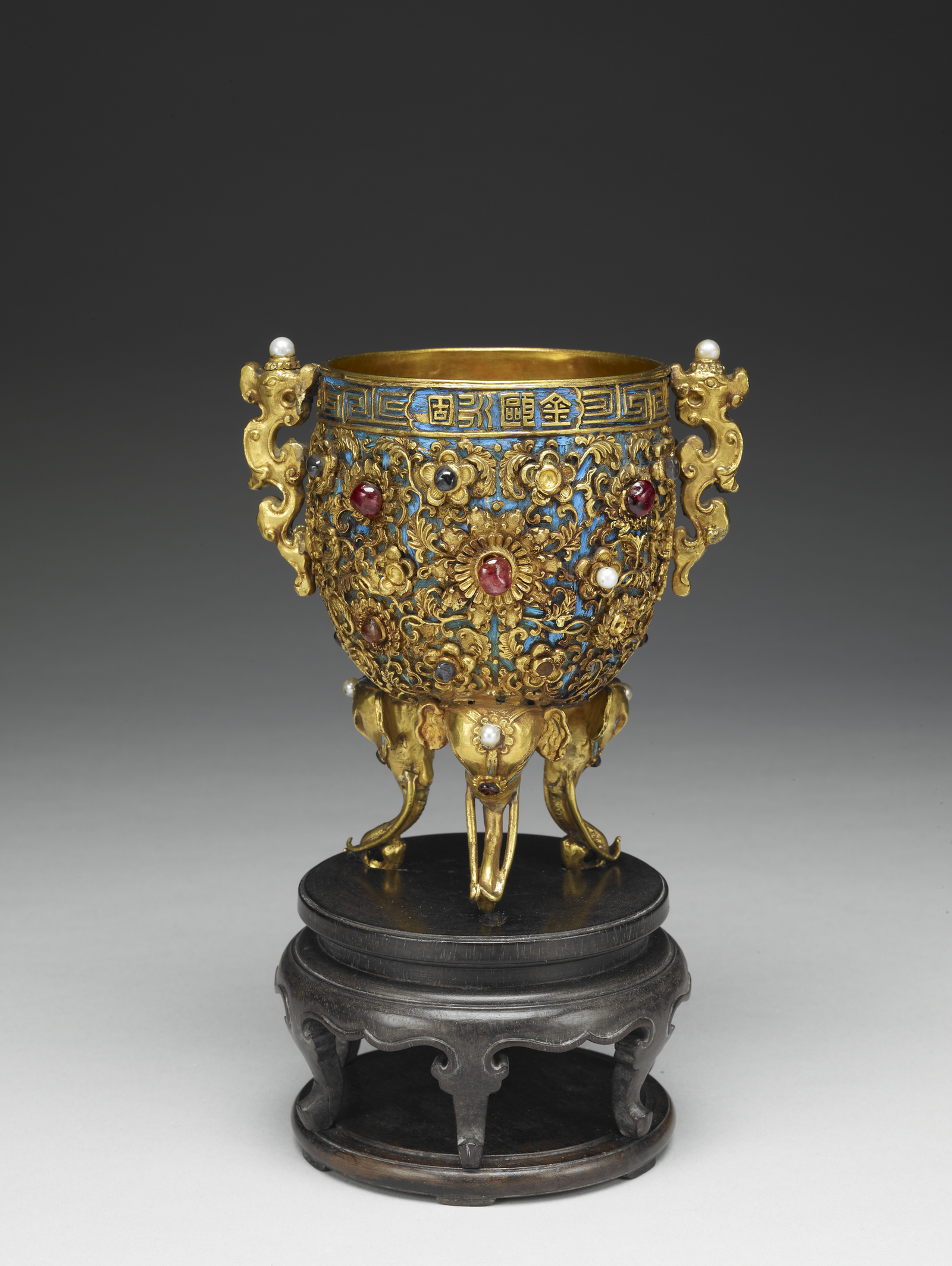 Gold Cup of Perpetual Unity (金瓯永固杯)